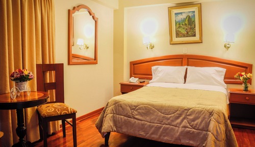 Economy Twin Room, Tower