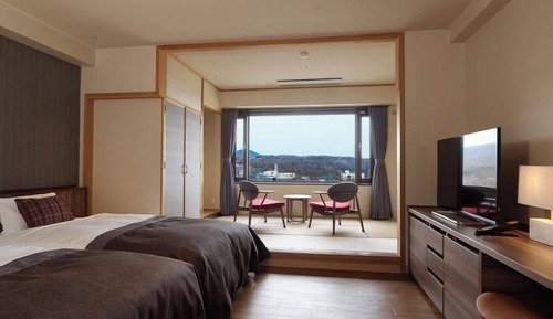 High Floor Sunset Twin Room