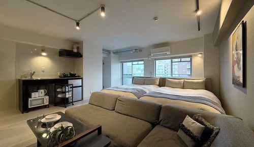 Deluxe Studio Suite (601)
