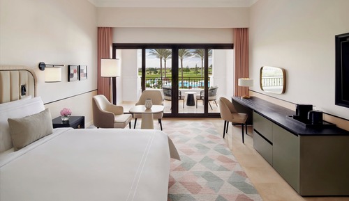 Deluxe Golf View Room