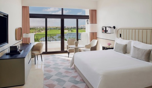 Junior Suite Golf View