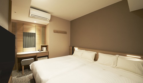 Hollywood Twin Room