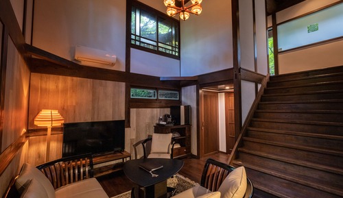 Deluxe Room with Private Bathroom (Eikagingetsu)