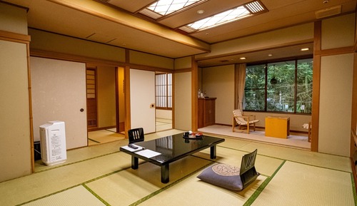Deluxe Japanese Room - Mountain View