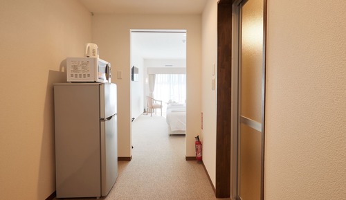 (Hotel Type) Twin Room