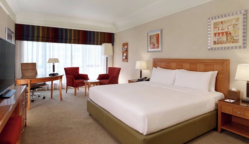 Premium Room, 1 King Bed, Smoking