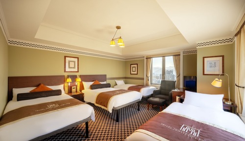 Deluxe Quadruple Room, Non Smoking (16th - 21st floors, for 4 people)