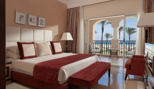 Executive Suite, 1 Queen Bed, Sea View