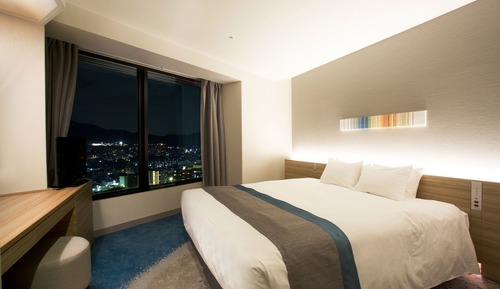 Sky Floor Double Room with Pool Access, Non Smoking