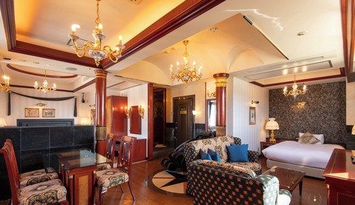 Premium Suite with Private Indoor Bath, Nonsmoking
