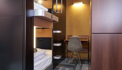 VIP 2 Capsule Rooms with Shared bathroom, Non Smoking #401