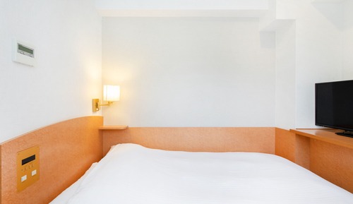 Small Double Room (Single use), Smoking