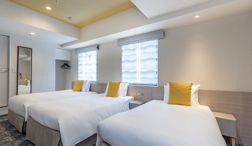 [3 Person Use] Superior Twin Room with 2 Single Beds and Extra Bed Room with Washer-Dryer