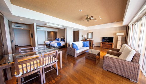 Corner Suite in Annex Bldg