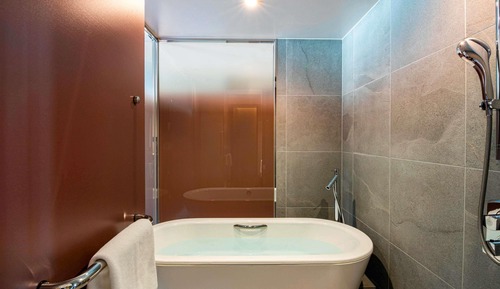 Superior Suite, 2 Twin Beds, Club Lounge Access