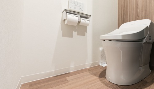 Twin Room with Robot