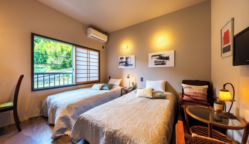 Twin Room, Non Smoking, Mountain View