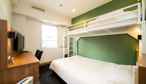 Run of House (Room and Beds Assign made by hotel at time of check-in)