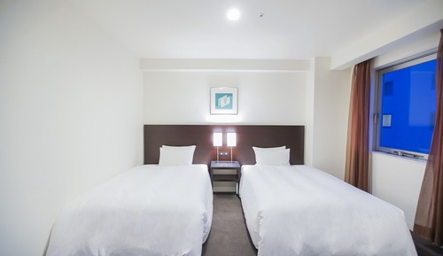 [West Building] West Tower Twin Room, Non Smoking (25.9sqm)
