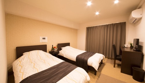 Economy Room