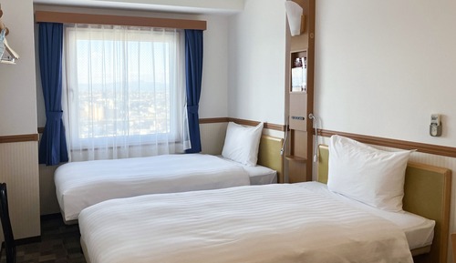Standard Twin Room, Smoking