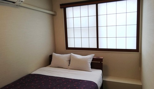 Budget Double Room with Shared Bathroom