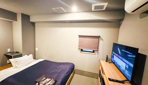 Double Room, Smoking (E-Cigarettes Only)