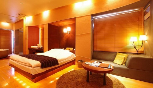 Suite, Smoking, Lanai