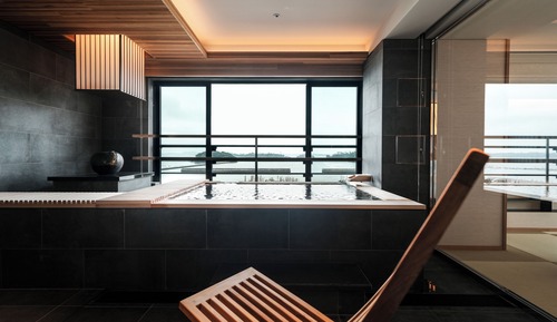 [Includes a free-flowing hot spring, open-air bath with a view] Corner Premier Double Room (56 sqm)