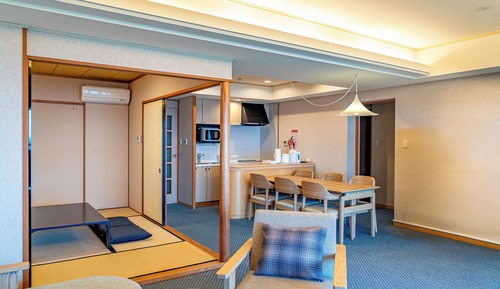 Japanese-Western Style Room Capacity 7 People Non-Smoking A