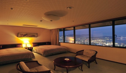 Japanese Western Style Room, Smoking