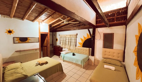 Standard Shared Dormitory, Women only