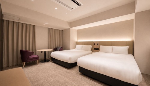 Accessible Queen Room