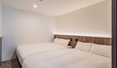 Family Suite, Multiple Beds, Balcony, City View