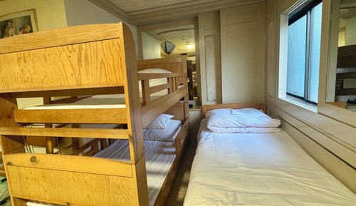 Economy Quadruple Room, Multiple Beds, Non Smoking, Private Bathroom