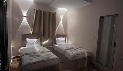 Classic Double or Twin Room, City View