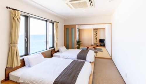 Deluxe Western-Japanese Room + Bedrock bath, Non Smoking