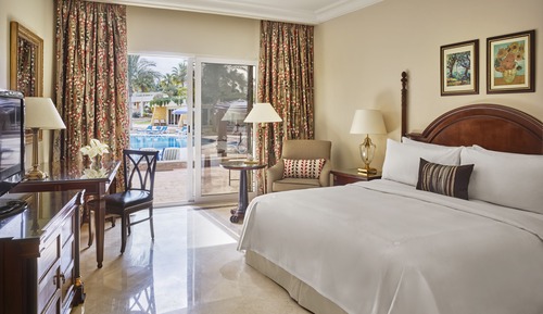 Room, 1 King Bed, Pool Access, Poolside