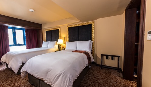Suite, 2 Double Beds
