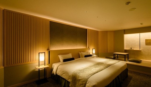 Premier Twin Room(1 futon added for 4 people)Exclusive Club Lounge Access (46sqm, Bed width 120cm)