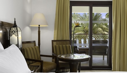 Deluxe Room, 1 King Bed