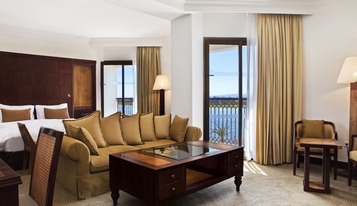 Suite (Nile)