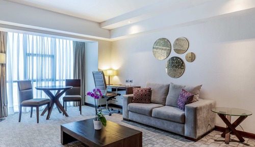 Grand Room, 1 King Bed