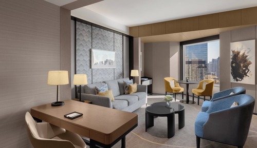 Suite, 1 King Bed, Club Lounge Access (Hana)
