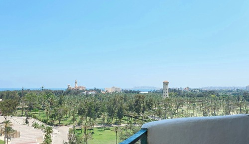 Room, 1 Queen Bed, Smoking, City View (Balcony)