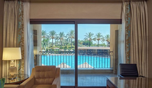 Executive Room, Club Lounge Access, Pool View (2 Twins)