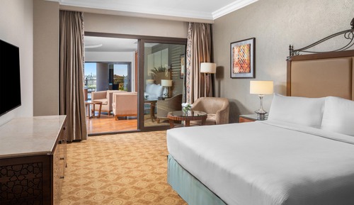 Royal Suite, 1 King Bed, Smoking