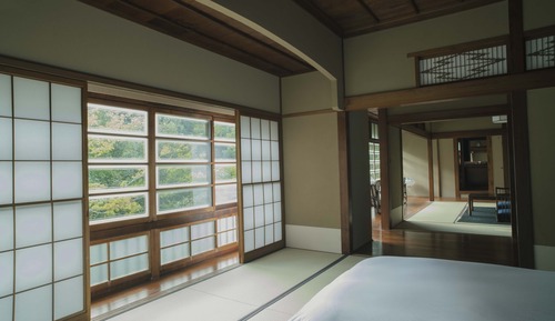AOFUJI Japanese-Style Quadruple Room with River View