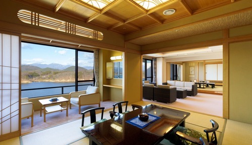 Deluxe Room, Non Smoking, Lake View