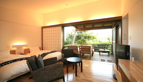 Suite Room with Private Semi-open Air Bath
